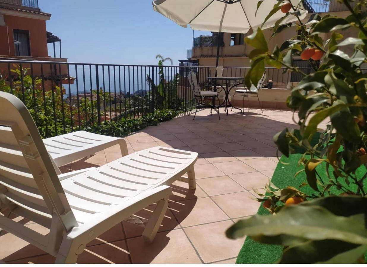 Apartment Marifra Garden Taormina Bagian luar foto