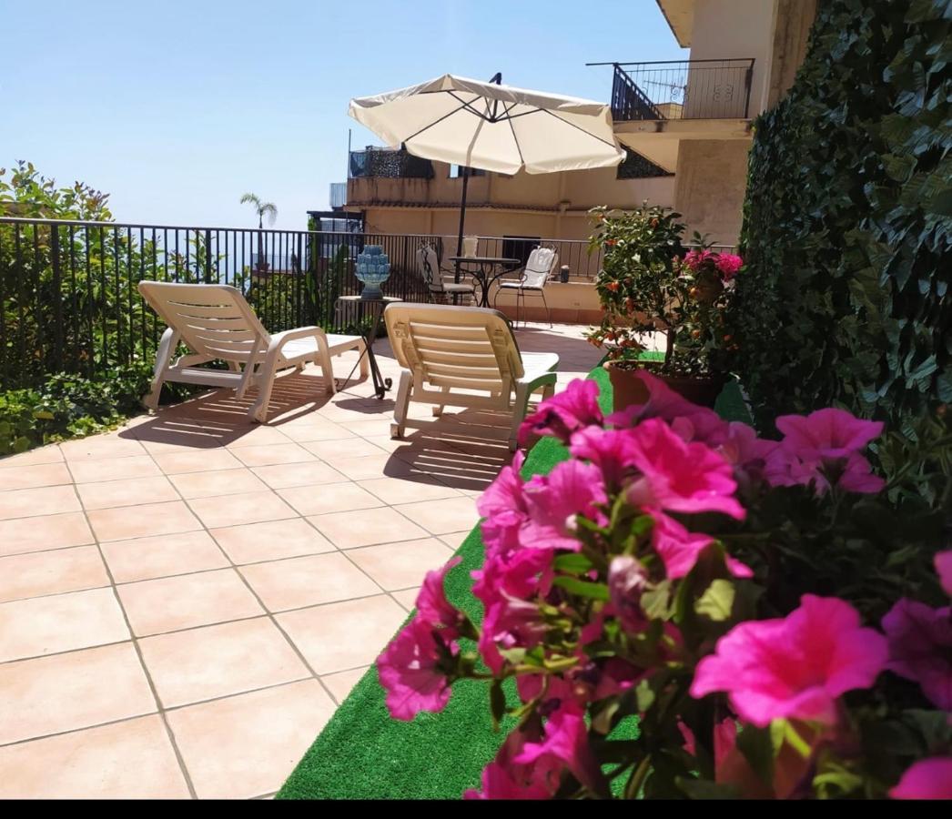 Apartment Marifra Garden Taormina Bagian luar foto